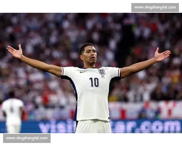 贝林厄姆 22 岁生日,女友晒甜蜜瞬间:舞伴与星光的双重闪耀