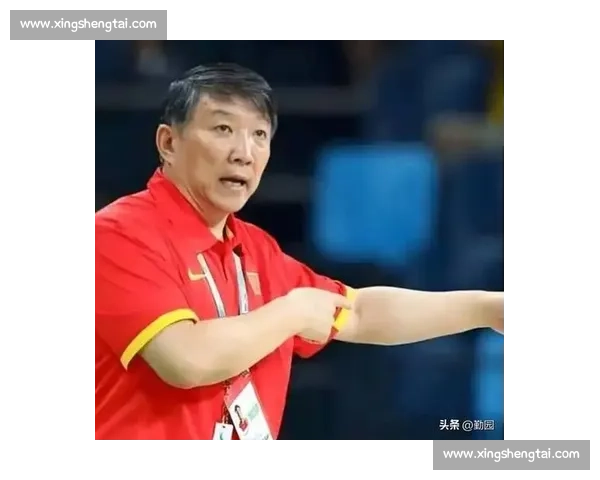 女篮外线哑火引争议!名记力挺宫鲁鸣铁腕决策,李梦缺席背后的战略博弈